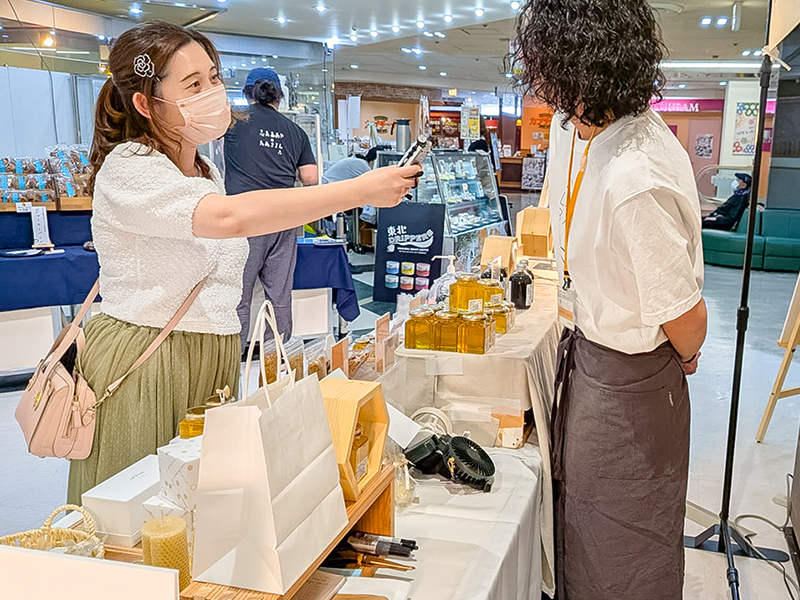 FM岩手様に天然はちみつ モカメルがラジオの取材を受けました