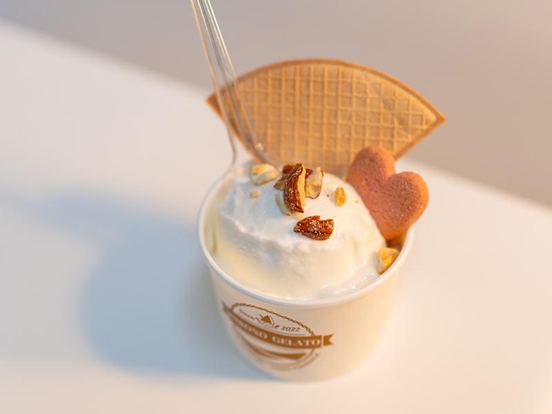 モカメルのはちみつを使った限定ハニージェラート