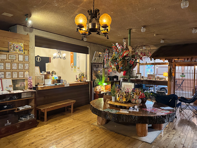 「割烹旅館おぼない」(二戸市)エントランス